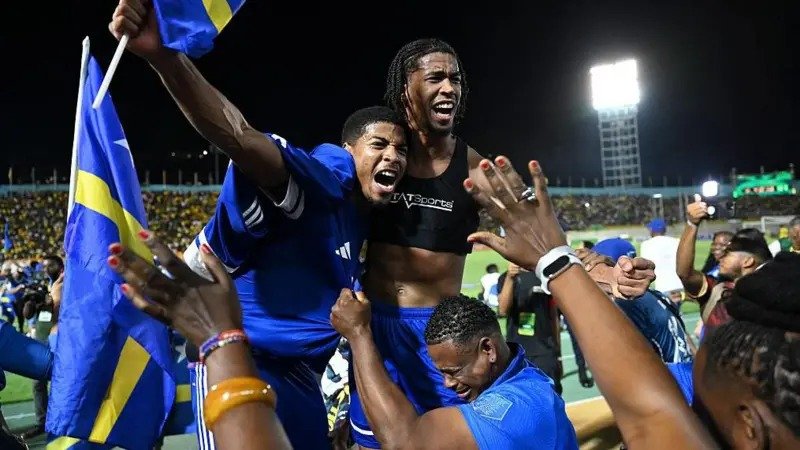 e3344f98-796a-40e8-8aca-8fdae5e113a9